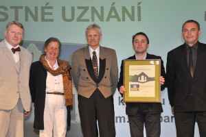 cestne-uznani-poroty.jpg